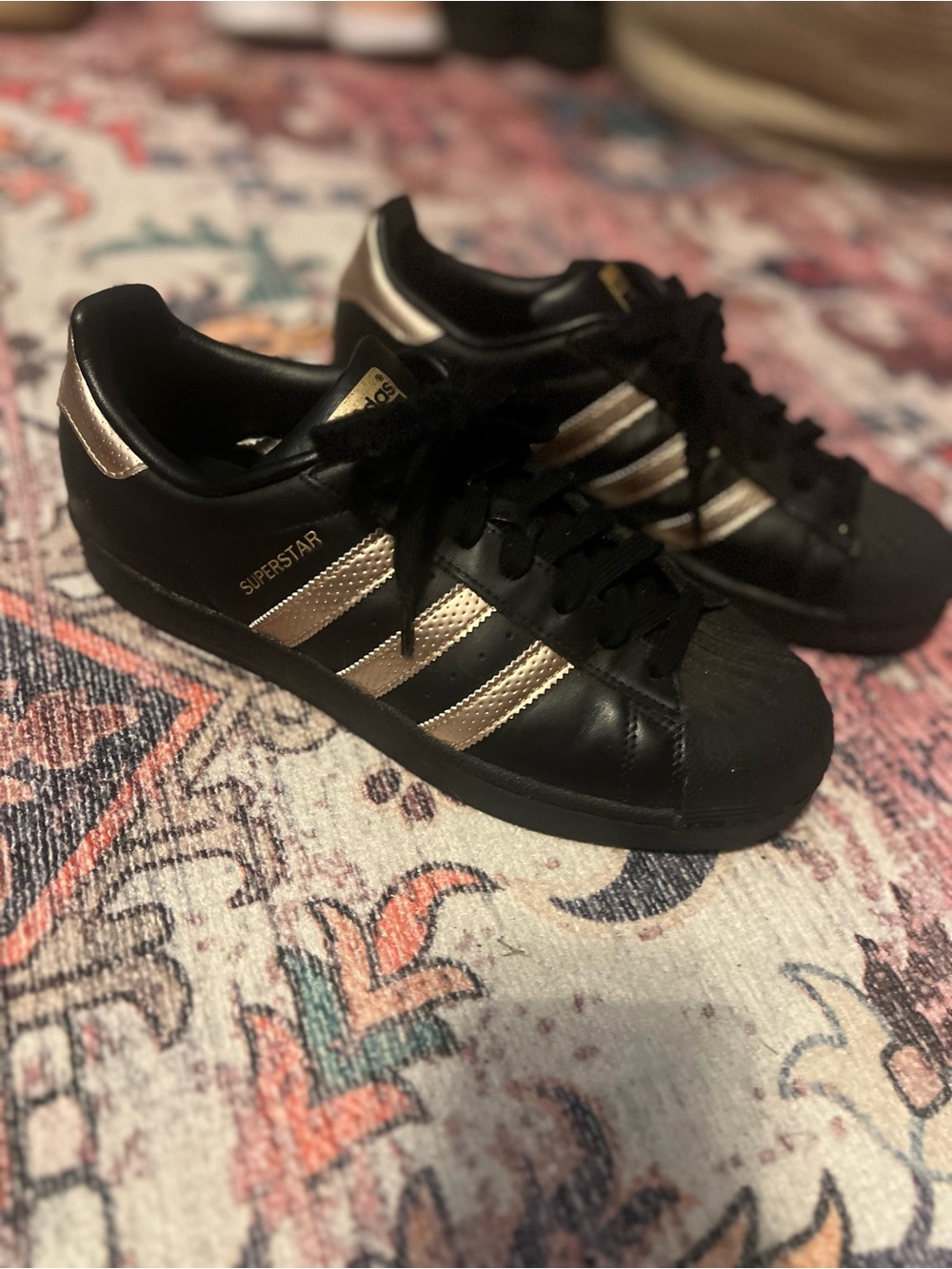 Adidas superstar women’s 8.5
